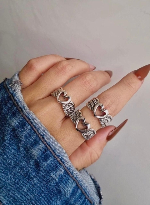 Anel coração alado