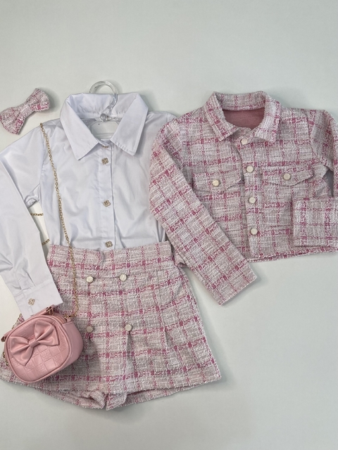 Conjunto Em Tweed, Casaco, Shorts/saia E Laço Para Cabelo - comprar online
