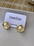 Brinco mini concha com pérola folheado a ouro 18k - loja online