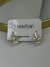 Brinco borboleta e pérola folheado a ouro 18k
