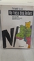 Na Toca dos Leões - Autor: Fernando Morais (2005) [usado]