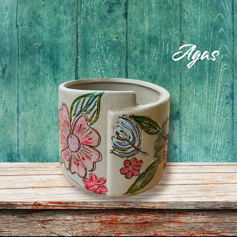 Cachepot Floral de Cerâmica com Arte Mehndi em Alto-Relevo – Design Artesanal Sofisticado