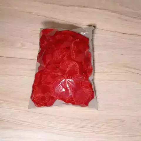 100 Pétalas De Rosas Artificiais Vermelhas