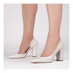 Sapato Scarpin Aberto do Lado - comprar online