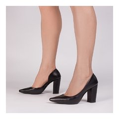Sapato Scarpin Aberto do Lado - comprar online