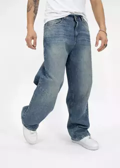 JEAN BAGGY CON PINZA
