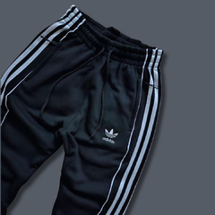 Pantalón Adidas Recto - comprar online