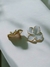 arete flor blanca - comprar en línea