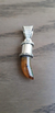 Dije De Colmillo De Piedra Natural Montado En Plata Ley .950 - ARTESANOSMEX