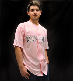 Jersey de Béisbol Oversize Men in Pink – Edición Exclusiva