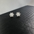 Brinco flor prata 925