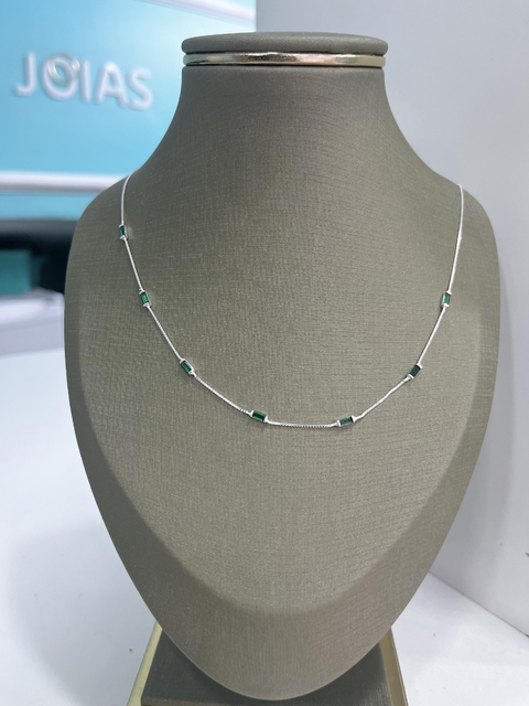 Colar quadrado verde prata 925