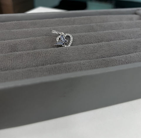 Pingente pulseira borboleta e coração