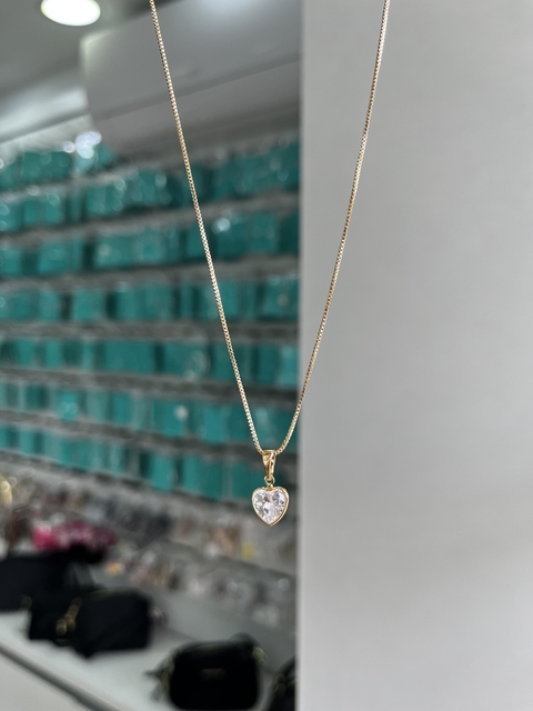 Colar ponto de luz coração