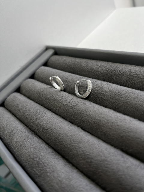 Argola grande zircônias