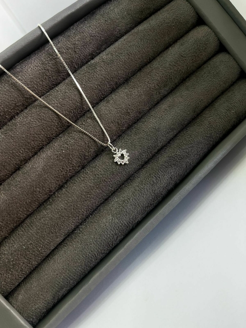 Colar coração vazado prata 925