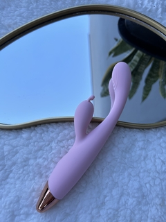 Vibrador com estimulador