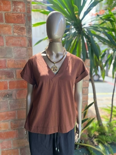 T-shirt Helena Marrom - comprar online