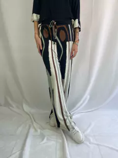 Conjunto Lara na internet
