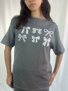 Blusa Lana na internet