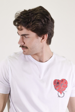 Camiseta Pima Premium Algodão Peruano Coração - comprar online