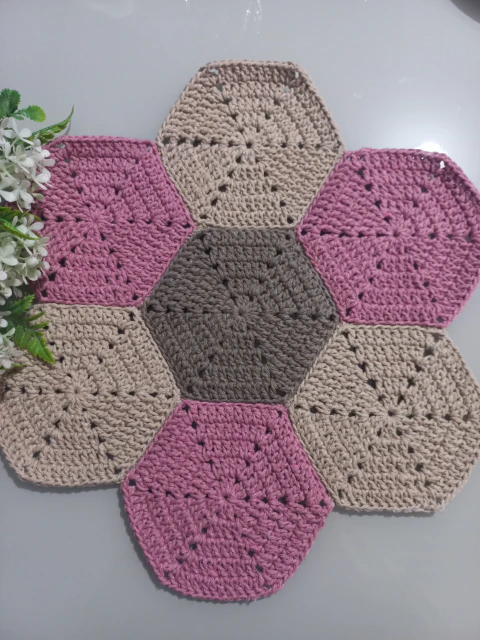Jogo Americano Flor de Hexágonos