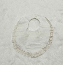 Babero con puntillas - comprar online