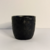 Maceta cerámica negra con relieve floral