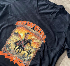 REMERA MUJER BASICA CUELLO ESCOTE V " VAQUERA" - tienda online