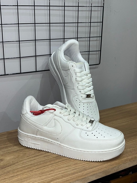 Tenis nike air force branco