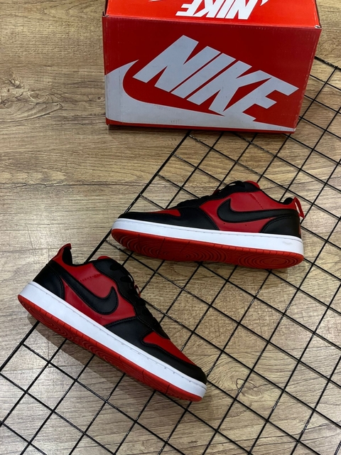 Tenis Nike Curt Borough Vermelho