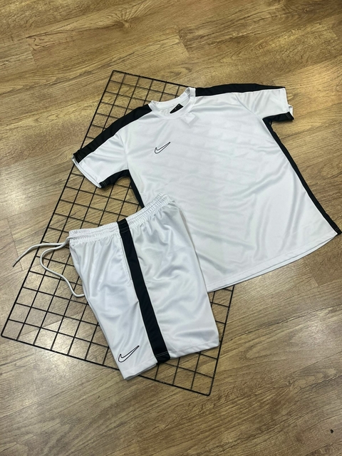 Conjunto academy dry-fit branco