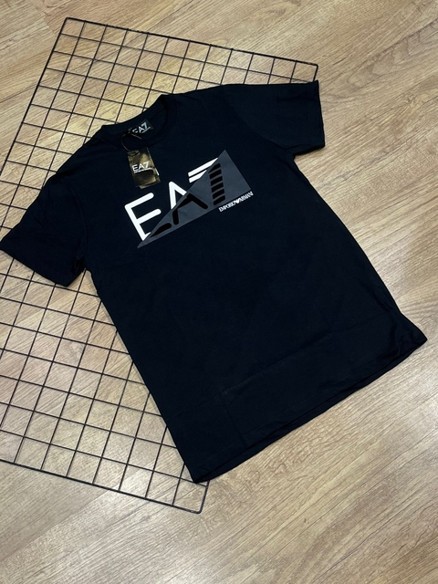 Camiseta Armani