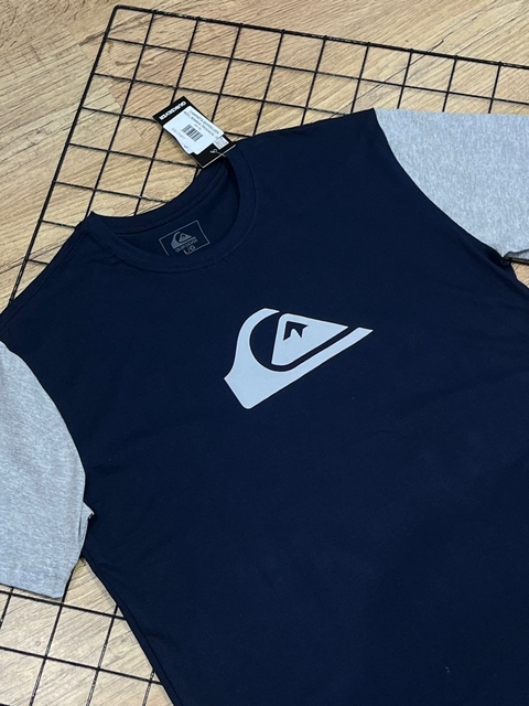 CAMISETA QUIKSILVER AZUL MANGA TROCADA