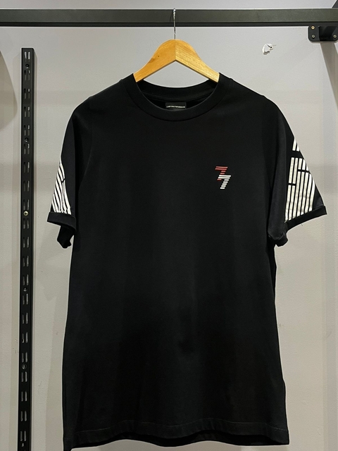 camiseta armani