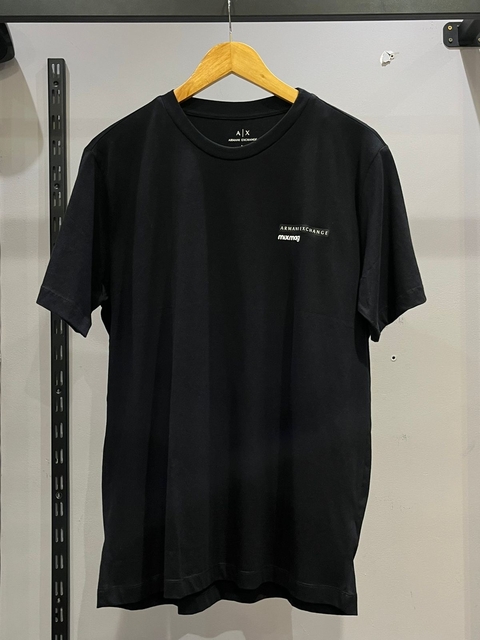 camiseta armani