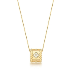 Collar estilo LV con dije de zirconia