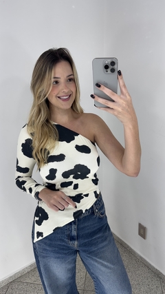Imagem do Nula Manga Assimétrica Cow Print