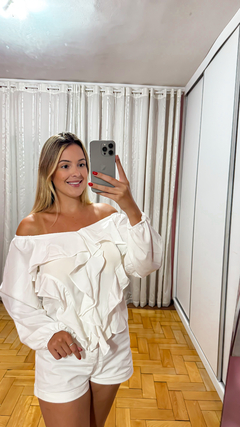 Blusa Babados Manga Longa na internet