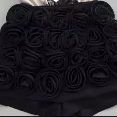 Shorts Saia Flores 3D na internet