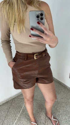 Imagem do Shorts Couro Eco + Cinto