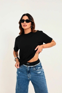 T-shirt Básica - Julia Loyacono Store
