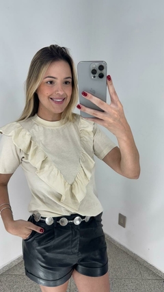 Camiseta Babados - Julia Loyacono Store