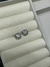 BRINCO QUADRADO COM ZIRCÔNIA E PONTILHADO ( 9 MM ) CRISTAL - comprar online