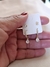 Argolinha cravejada com pingente Gota Zircônia + ponto de luz 2• furo - comprar online