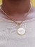 Colar Medalha Espírito Santo fundo Perolado Bege