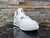 Nike Air Jordan 4 en Tech White en internet