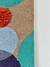 Tapeçaria Paraiso com formas geométricas coloridas e textura diferenciada.