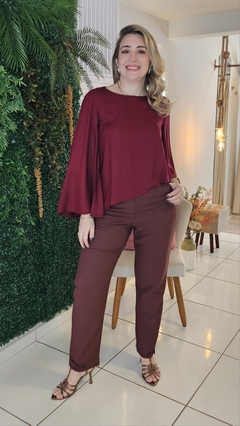 Blusa Ampla com Pontas