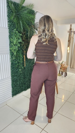 Calça Cenoura Aleta Frente - Sôlinda Boutique